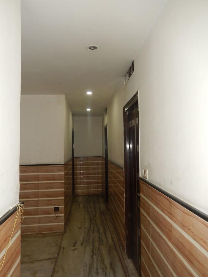 White House Tourist Lodge New Delhi Exteriör bild